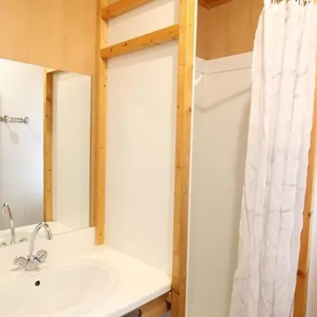 Hébergement de vacances Chalet Cosy A Salers, 2 Chambres, Terrasse, Tv, Lave-vaisselle, Animaux Acceptes, Proche Nature - Fr-1-742-453