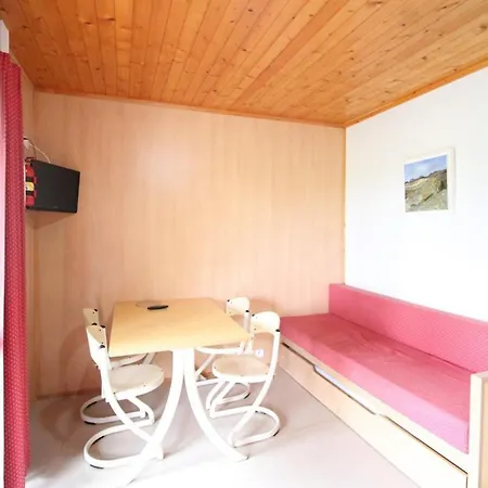 Chalet Cosy A Salers, 2 Chambres, Terrasse, Tv, Lave-vaisselle, Animaux Acceptes, Proche Nature - Fr-1-742-453 Hébergement de vacances Salers